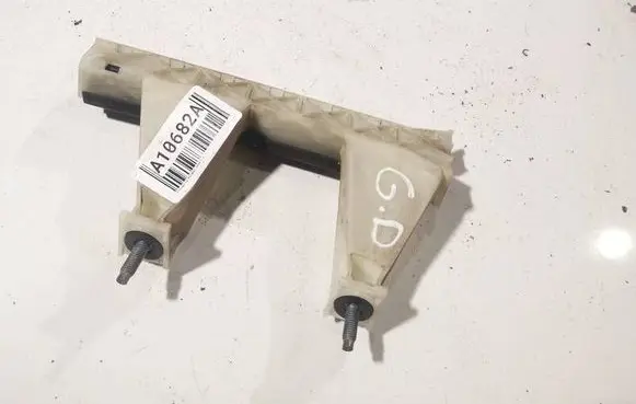 Citroen C4 I Picasso Rear bumper mounting bracket 