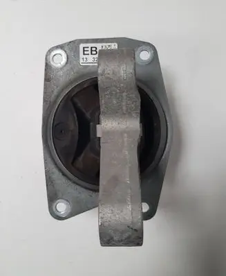Opel Insignia A Engine mount bracket 13322171