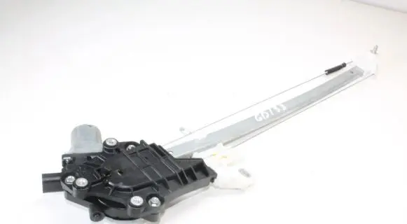 Honda CR-V Rear window lifting mechanism without motor