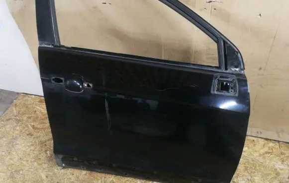 Chevrolet Captiva Front door