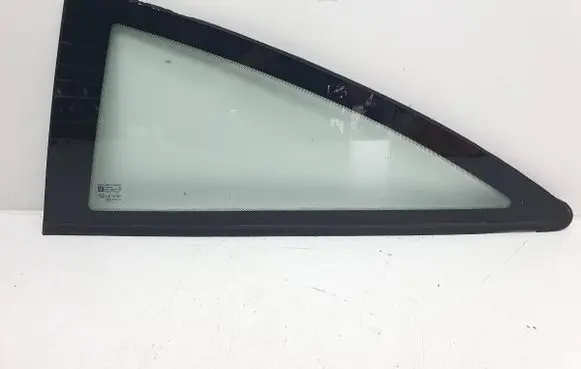 Opel Corsa D Rear vent window glass 