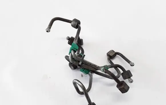 Renault Clio II Fuel injector supply line/pipe 8200591996