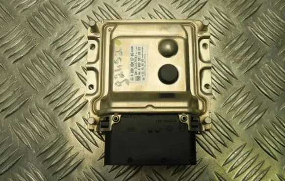 Mercedes-Benz C AMG W205 Other control units/modules A0009006706 G2452