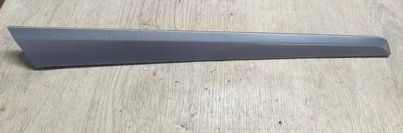 Mercedes-Benz E C207 W207 Front door trim bar A2077200322