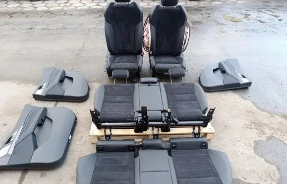 BMW 2 Active Tourer U06 Seat set 