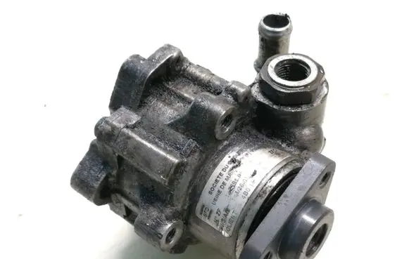 Audi A6 S6 C5 4B Power steering pump 4B0145155R