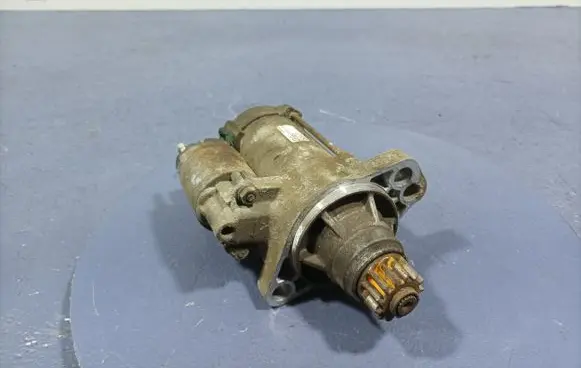 Skoda Fabia Mk3 (NJ) Starter motor 02M911024J