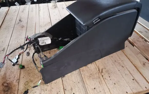 Volvo V70 Armrest 1158258 1828886