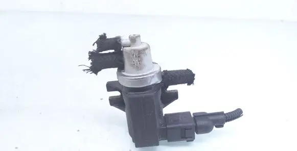 Skoda Octavia Mk1 (1U) Turbo solenoid valve 1J0906627A 22290325