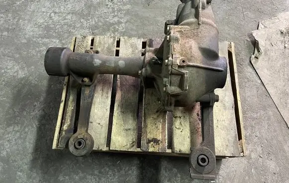Toyota Land Cruiser (J150) Front differential 