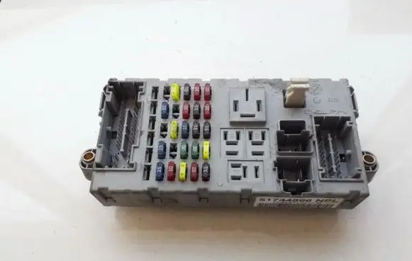 Fiat Punto (188) Fuse box set 46552681CPL 406626