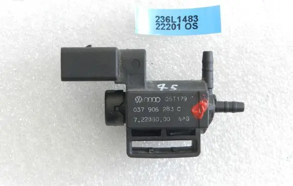 Volkswagen Golf V Valve vacuum 037906283C 72288000