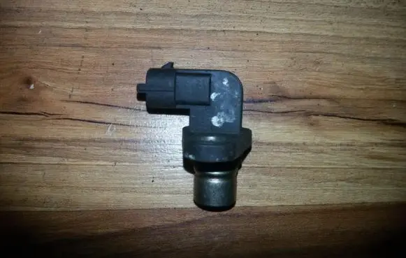 Opel Astra H Camshaft position sensor 0232103021