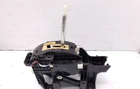 Nissan Qashqai Gear shifter/selector 112106891