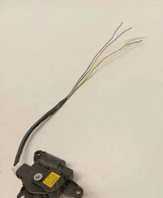 Ford Ranger Air flap motor/actuator D267LYXLA01 TG1T6000
