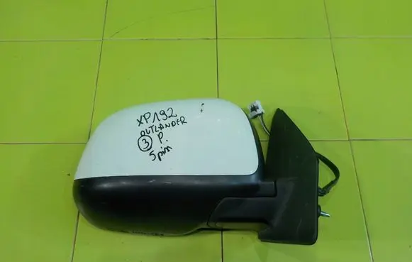 Mitsubishi Outlander Front door electric wing mirror PRAWE XP192