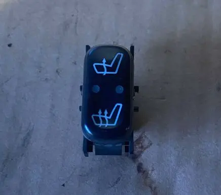 Mercedes-Benz E W210 Seat heating switch 2108207510 501248167