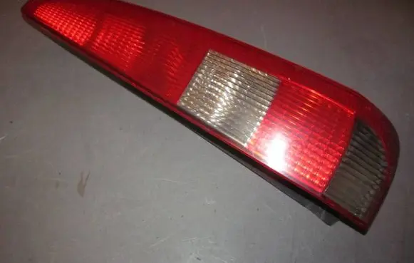 Ford Fusion Rear/tail lights 2N1113A602B