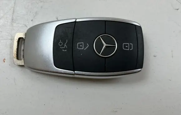 Mercedes-Benz GLC X253 C253 Ignition key/card 