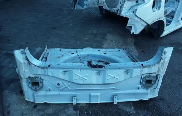 Nissan Qashqai Rear bodywork G91104EAMA