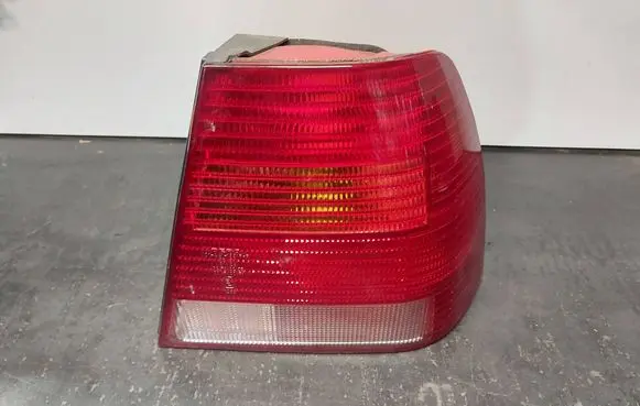 Volkswagen Bora Rear/tail lights 1J5945096AA