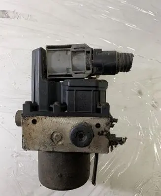 Ford Mondeo Mk III ABS Pump 1S712M110AB 0265222015 0265800007