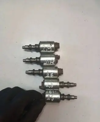 Volvo XC90 Turbo solenoid valve 22100220