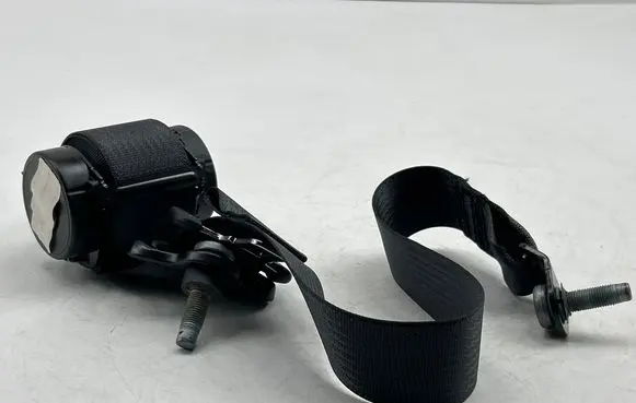 Jeep Grand Cherokee WL Third row seat belt P6XH90TX7AC 6504204 TS6314212536
