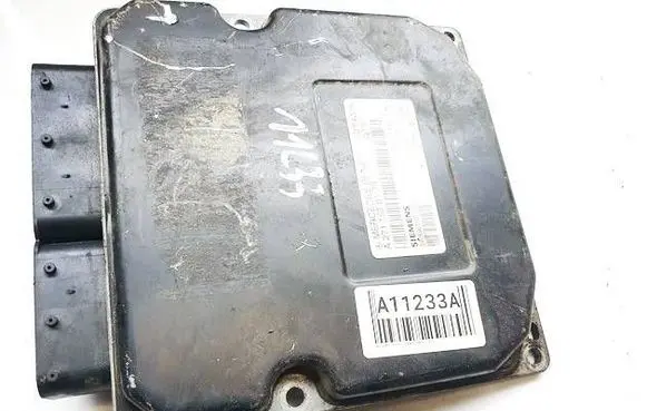 Mercedes-Benz C W203 Engine control unit/module A2711539179