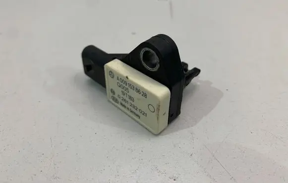 Mercedes-Benz A W177 Air pressure sensor A0091538628