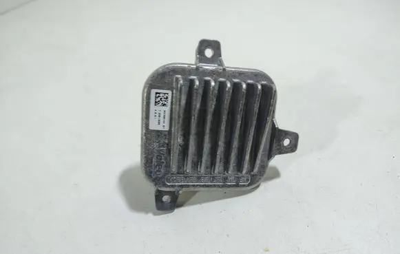 BMW X1 F48 F49 LED ballast control module 90068144