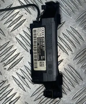 Audi A6 S6 C6 4F Front seat light 4F0951177 4F0910177 70103105