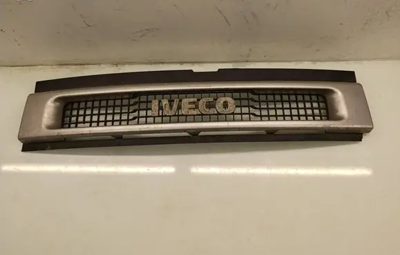 Iveco Daily 3rd gen Front bumper lower grill 