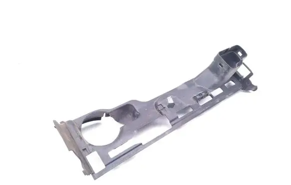 Volvo V70 Intercooler air channel guide 31214240