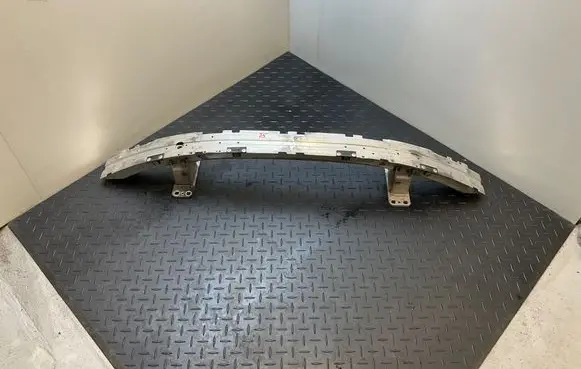 BMW 5 E60 E61 Front bumper cross member 7148585 132328116E