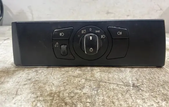 BMW 5 E60 E61 Light switch 6925260
