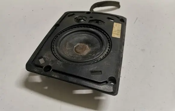 Volvo XC90 Panel speaker 8633111