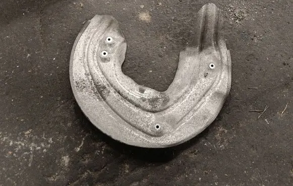 BMW X5 F15 Front brake disc dust cover plate