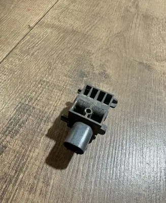 Mercedes-Benz GL X166 Airbag deployment crash/impact sensor 0038202926 965130100 11241926