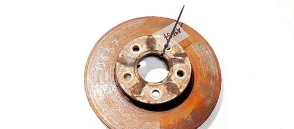 Ford Focus Front brake disc ventiliuojamas
