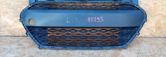 Hyundai i10 Front bumper upper radiator grill 86569-B9000