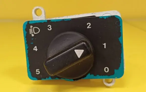 Ford Escort Headlight level height control switch