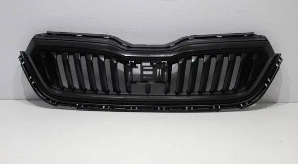 Skoda Scala Front bumper upper radiator grill 657853653 32001011