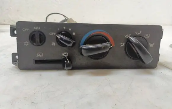 Mitsubishi Canter Climate control unit MC140034