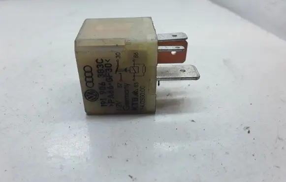 Audi A4 S4 B5 8D Other relay 191906383C PA66GF30