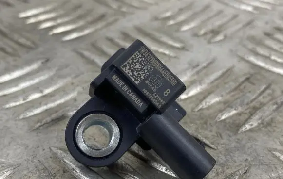 Jeep Grand Cherokee WL Airbag deployment crash/impact sensor 68370842AA