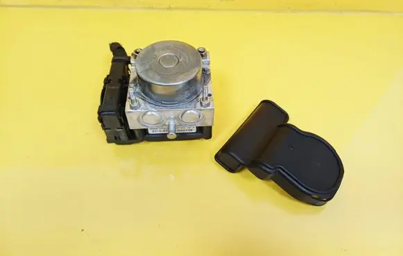 Opel Corsa D ABS Pump 0265800422 0265232238