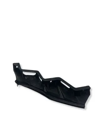 Volkswagen PASSAT B6 Front bumper mounting bracket 3C0807890