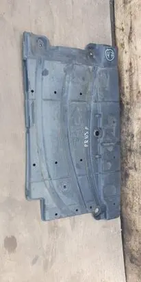 Toyota Prius (XW30) Rear underbody cover/under tray 5816747030