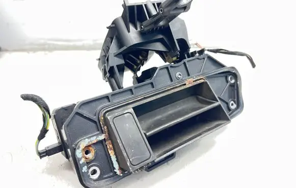 Mercedes-Benz E W211 Tailgate/trunk/boot exterior handle A2117400093